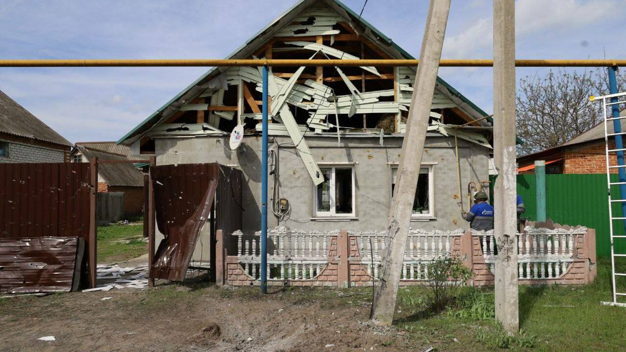 Обстрел в Курской области: двое ранены, три села частично остались без света